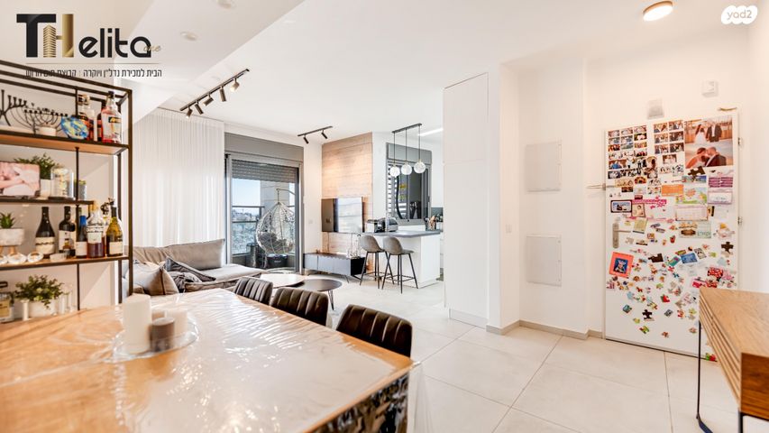 דירה, בלוך 23, בורוכוב, גבעתיים