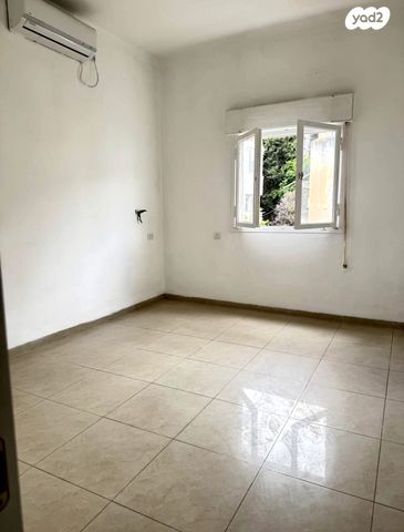 דירה, תל חי 11, הדר מרכז, חיפה