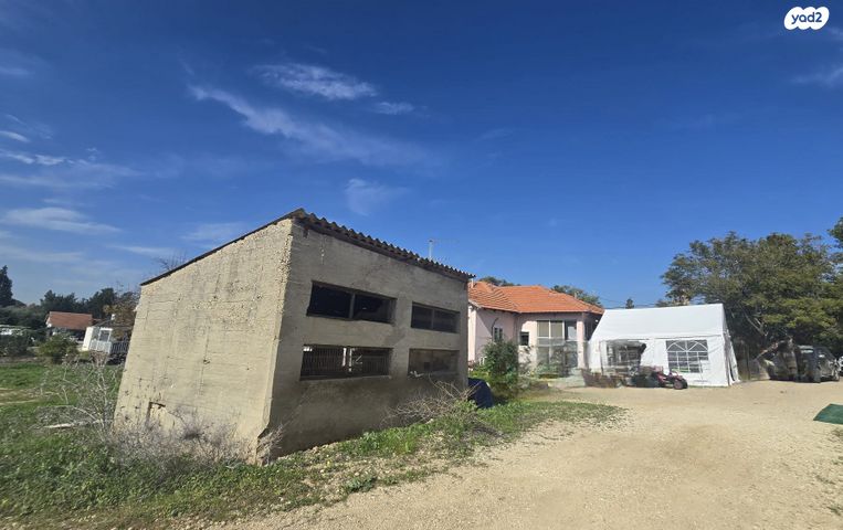 משק חקלאי/ נחלה, טל שחר