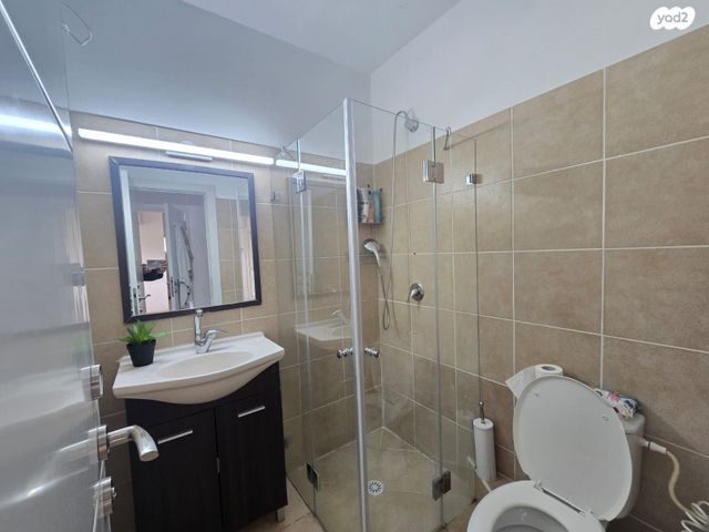 דירה, הרב כלפון משה הכהן, חומת שמואל, הר חומה, ירושלים