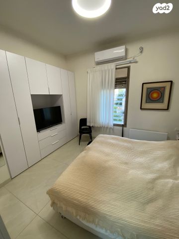 דירה, מרדכי נרקיס, רחביה, ירושלים