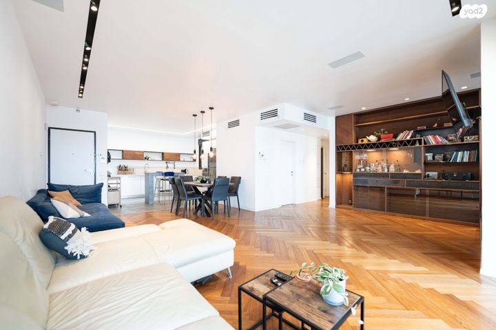 דירה, אריאל שרון, סיטי, גבעתיים