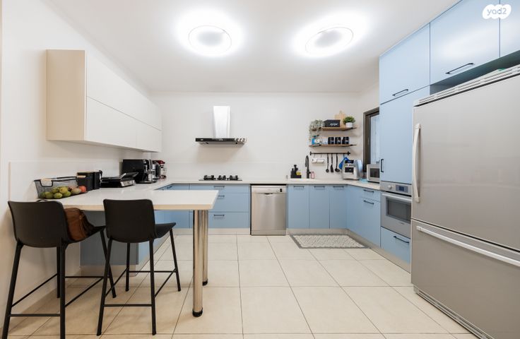 דירה, רפאל איתן, הדר המושבות החדשה / אם המושבות החדשה, פתח תקווה