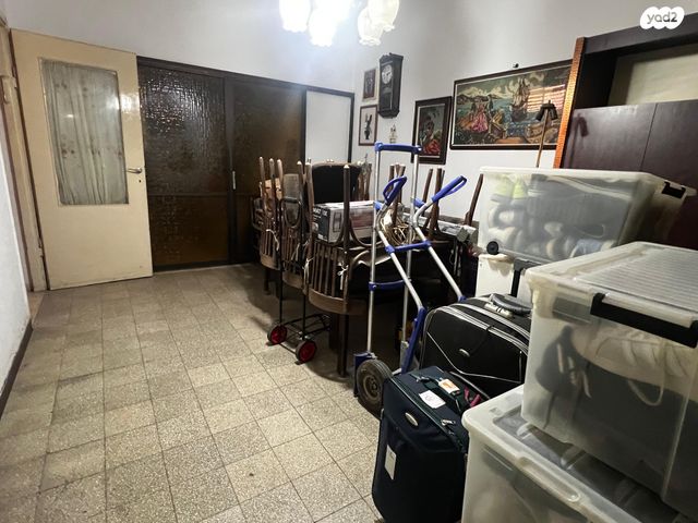 דו משפחתי, אביגדור עשת, קרית חיים מערבית, חיפה