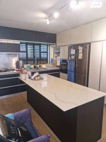 דירה, הרב יהודה צבי מלצר, א' / צפון מזרח העיר, רחובות