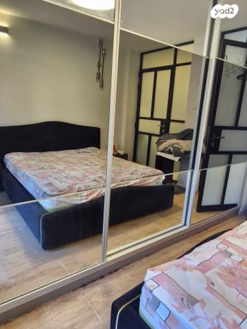 דירה, הרב יהודה צבי מלצר, א' / צפון מזרח העיר, רחובות