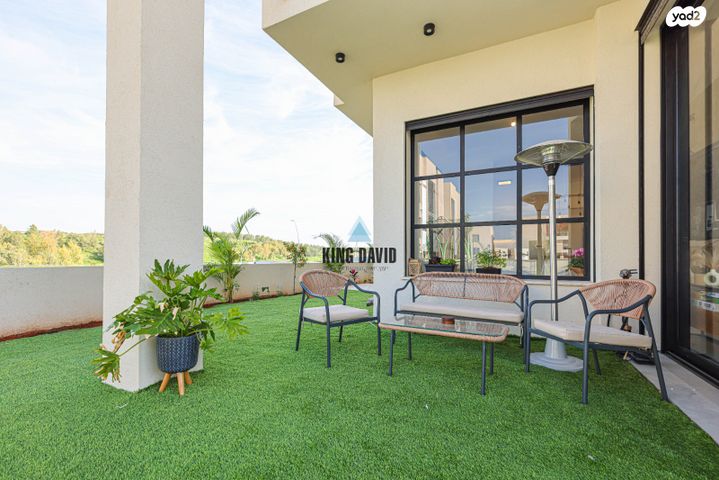 דו משפחתי, אביטל, בת חפר, בת חפר