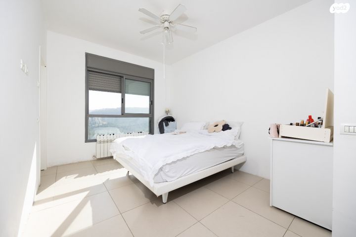 דירה, עיר גנים, ירושלים