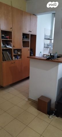 דירה, המרי, שינקין, גבעתיים