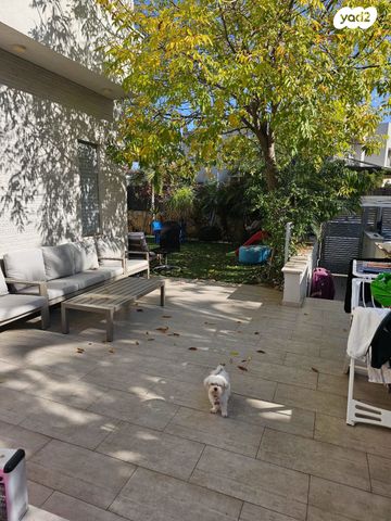 דו משפחתי, ראש העין