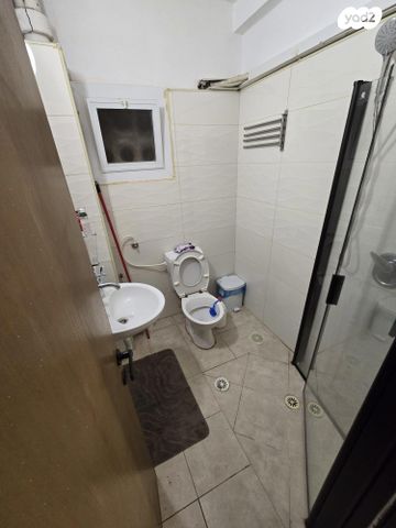 דירה, משעול אבן גבירול 5, שכונה ב', באר שבע