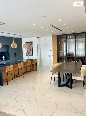 שדרות האגמים 