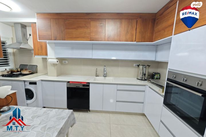 דירה, שונית 1, קרית מנחם בגין, רמלה