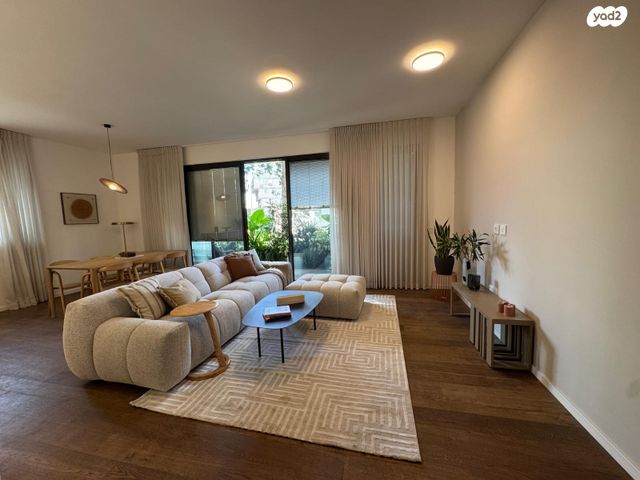 הצפון החדש - כיכר המדינה