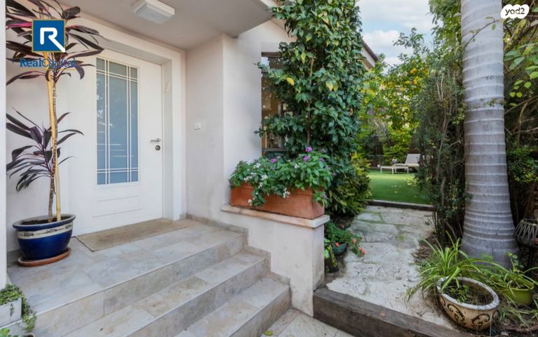 בית פרטי/ קוטג', מזל טלה 1, מתחם 11, הוד השרון