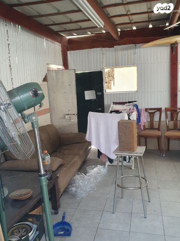 דירת גן, חידושי הרי"ם, צהלון, שיכוני חסכון, תל אביב יפו