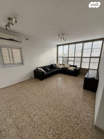 קיבוץ גלויות 