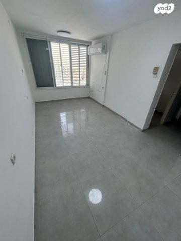 דירה, גיורא יוספטל 3, קרית ים ב', קרית ים