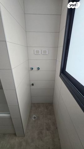 דירה, דניאל 3, בת ים