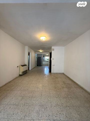 דירה, רמת גן