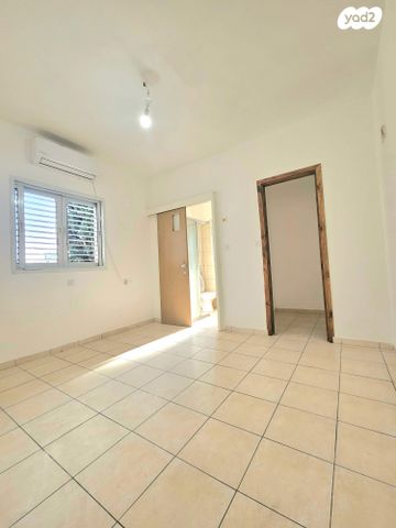 דופלקס, הרב משה בלוי, פתח תקווה