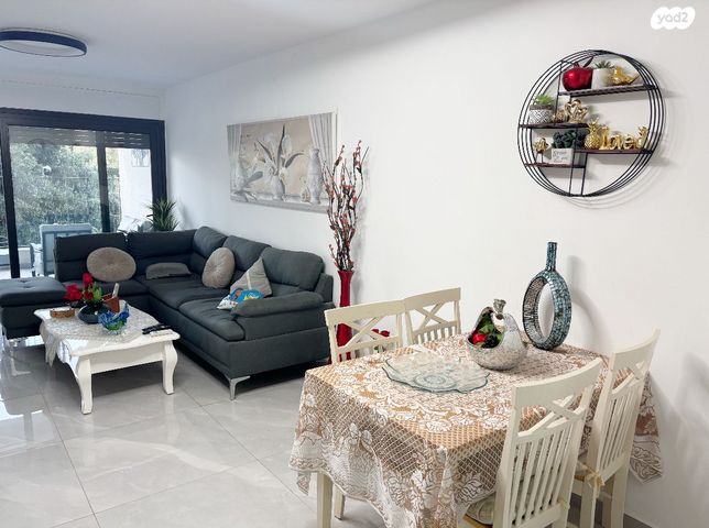 דירה, משגב עם 4, קרית שלום, תל אביב יפו