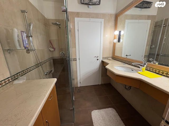 דירה, קרית שמונה, קרית שרת מערב, חולון