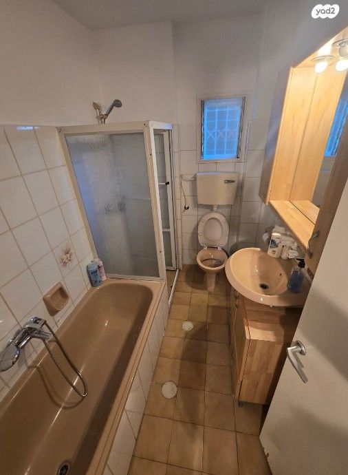 דירה, יהושע רבינוביץ 2, בן גוריון, חולון