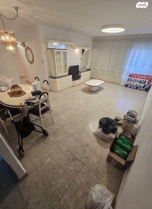 דירה, יהושע רבינוביץ 2, בן גוריון, חולון