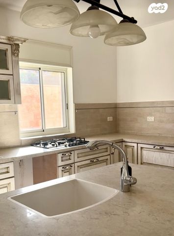 דו משפחתי, נופך, הר שמואל, גבעת זאב