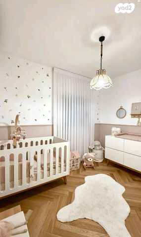 דירה, ביאליק, מרכז, קרית עבודה, חולון