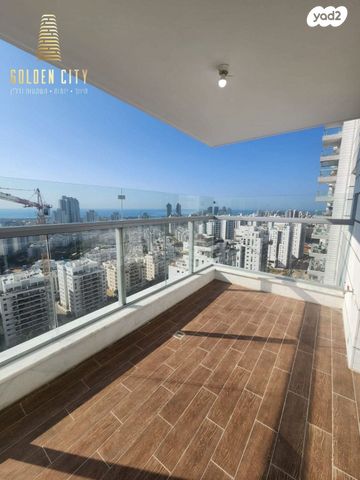 דירה, קרל פופר 15, נתניה