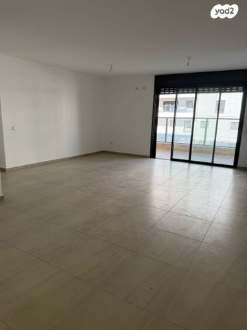 דירה, משה לוי 2, ראש העין