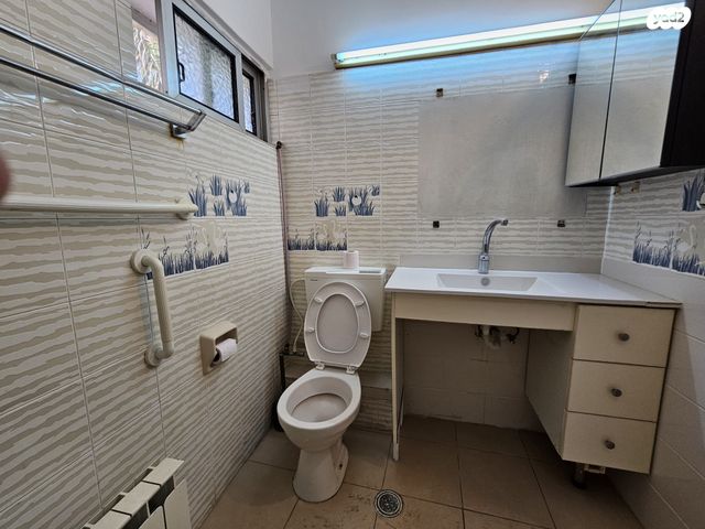 דירה, הרב חיים הלר, ירושלים