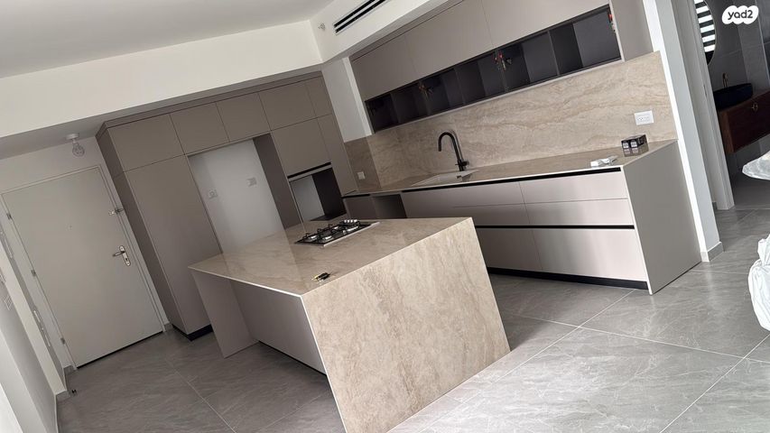 אמנון ליפקין שחק 1