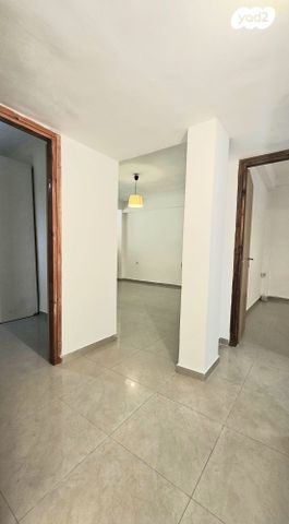 דירה, הגליל 2, אגרובנק, חולון