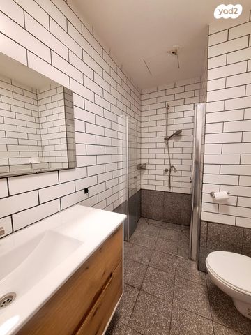 דירה, מלכי ישראל, הצפון הישן - דרום, תל אביב יפו