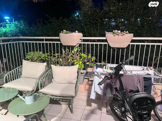 דירה, הצנחנים, מגדיאל, הוד השרון