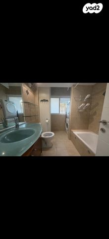 דירה, עוזיאל, אזור הבילויים, רמת גן