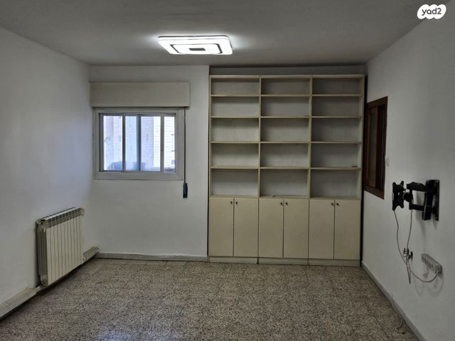 דירה, הרב חיים הלר, ירושלים