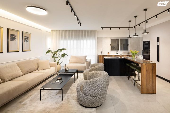 דירה, ביאליק, מרכז, קרית עבודה, חולון