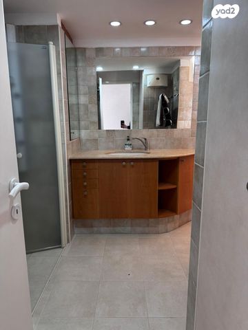 דירה, נתיב חן, יזרעאליה, חיפה