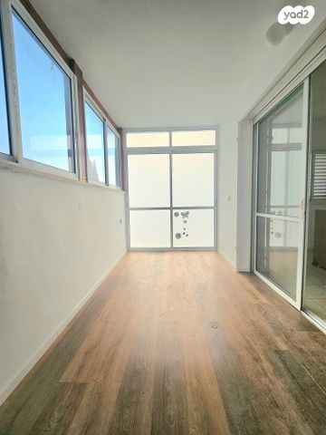 דופלקס, הרב משה בלוי, פתח תקווה