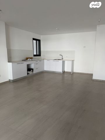 דירה, משה לוי 2, ראש העין