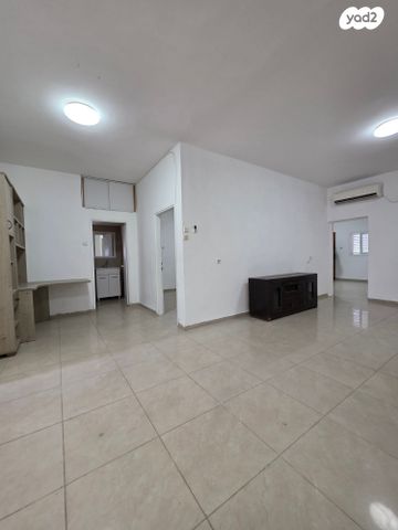 בית פרטי/ קוטג', מוצקין הותיקה, קרית מוצקין