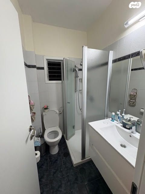 דירה, קרית שמונה, קרית שרת מערב, חולון