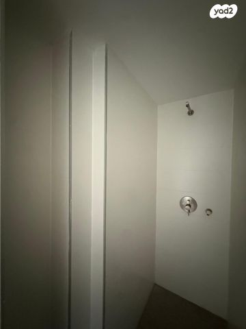 הרב יצחק ידידיה פרנקל 67