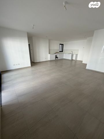 דירה, משה לוי 2, ראש העין