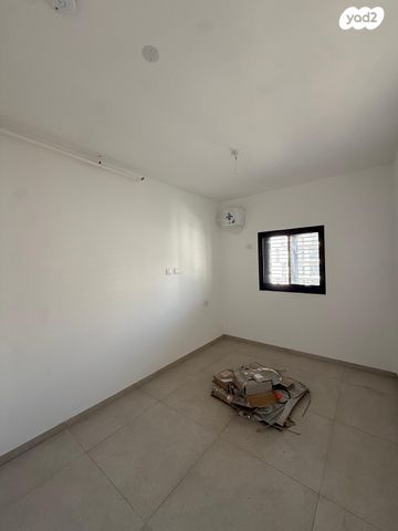 דירה, הרב יצחק ידידיה פרנקל 67, נווה שאנן, תל אביב יפו