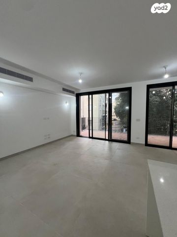 דירה, זכרון יעקב, תל אביב יפו